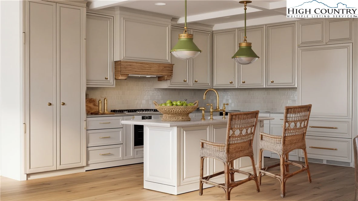 Image number 14 for the current listing