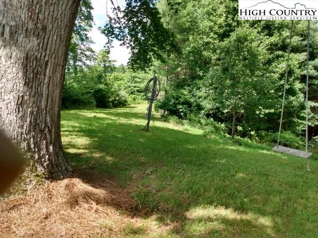 Image number 8 for the current listing