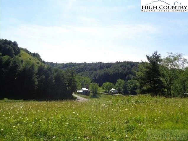 Image number 9 for the current listing