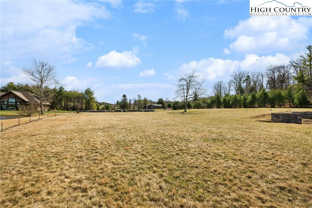 Image number 10 for the current listing