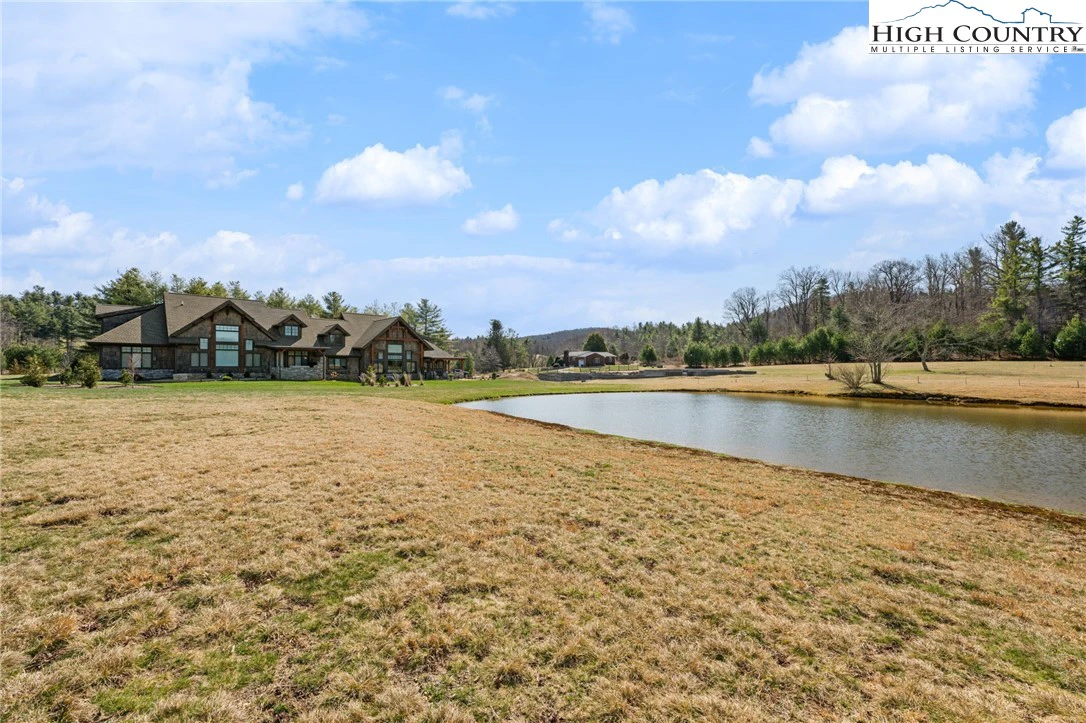 Image number 6 for the current listing