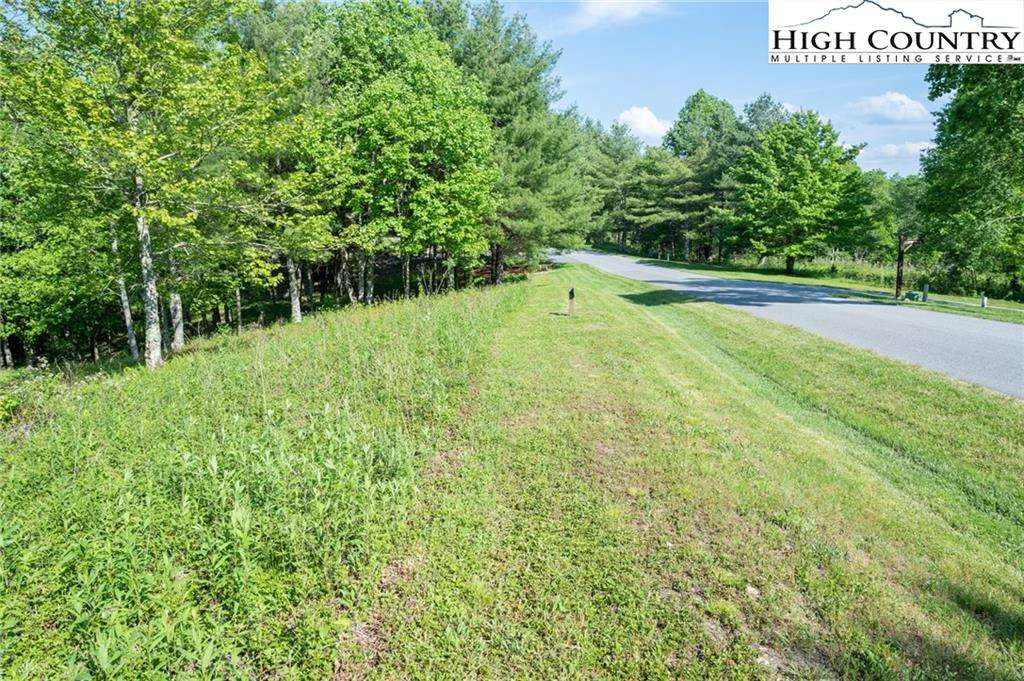 Image number 3 for the current listing
