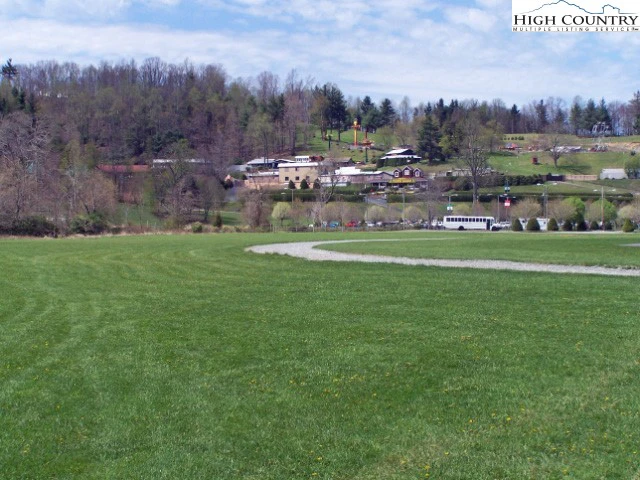 Image number 7 for the current listing