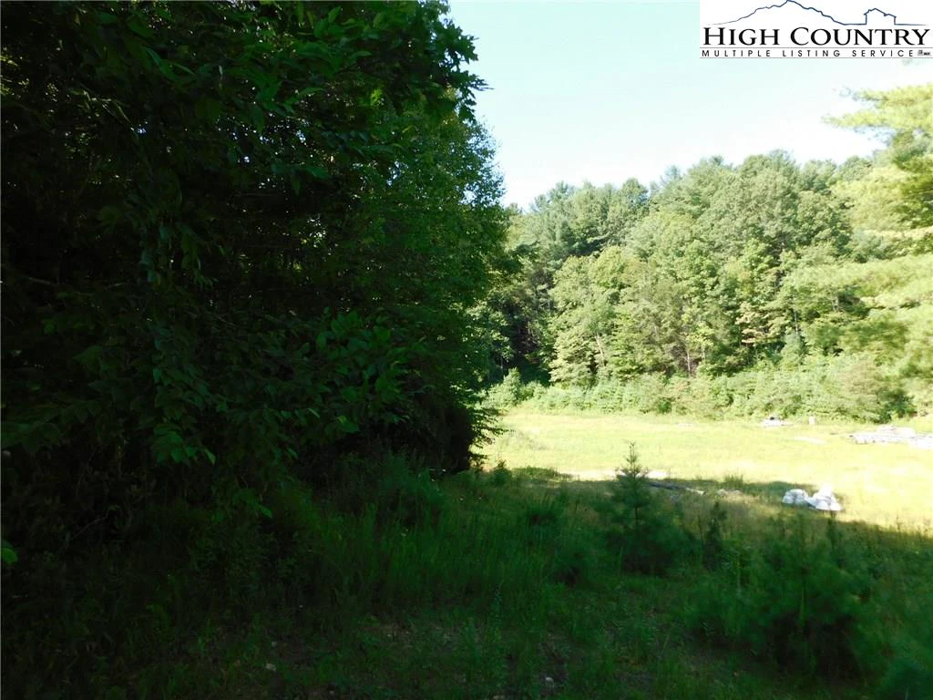 Image number 21 for the current listing