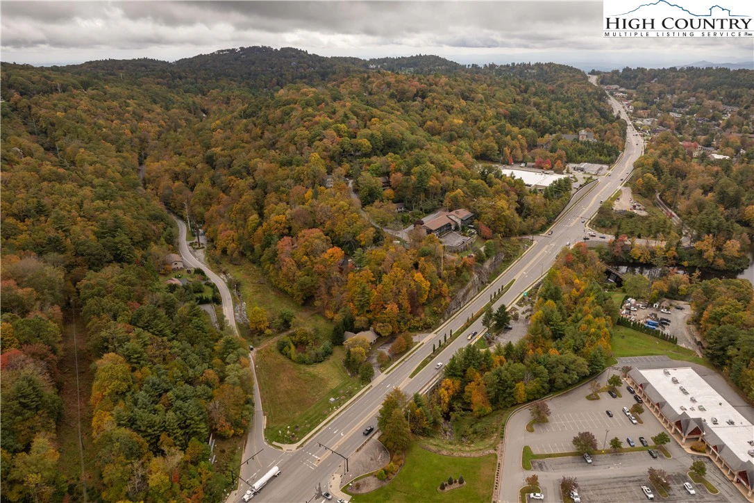 Image number 35 for the current listing