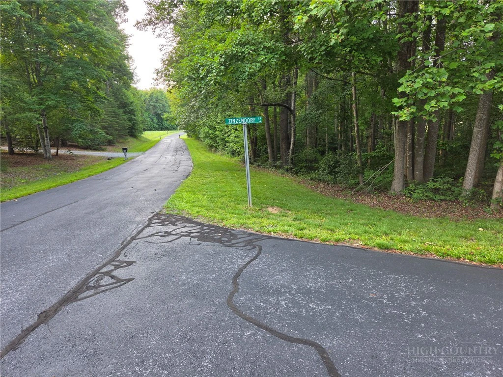 Image number 2 for the current listing