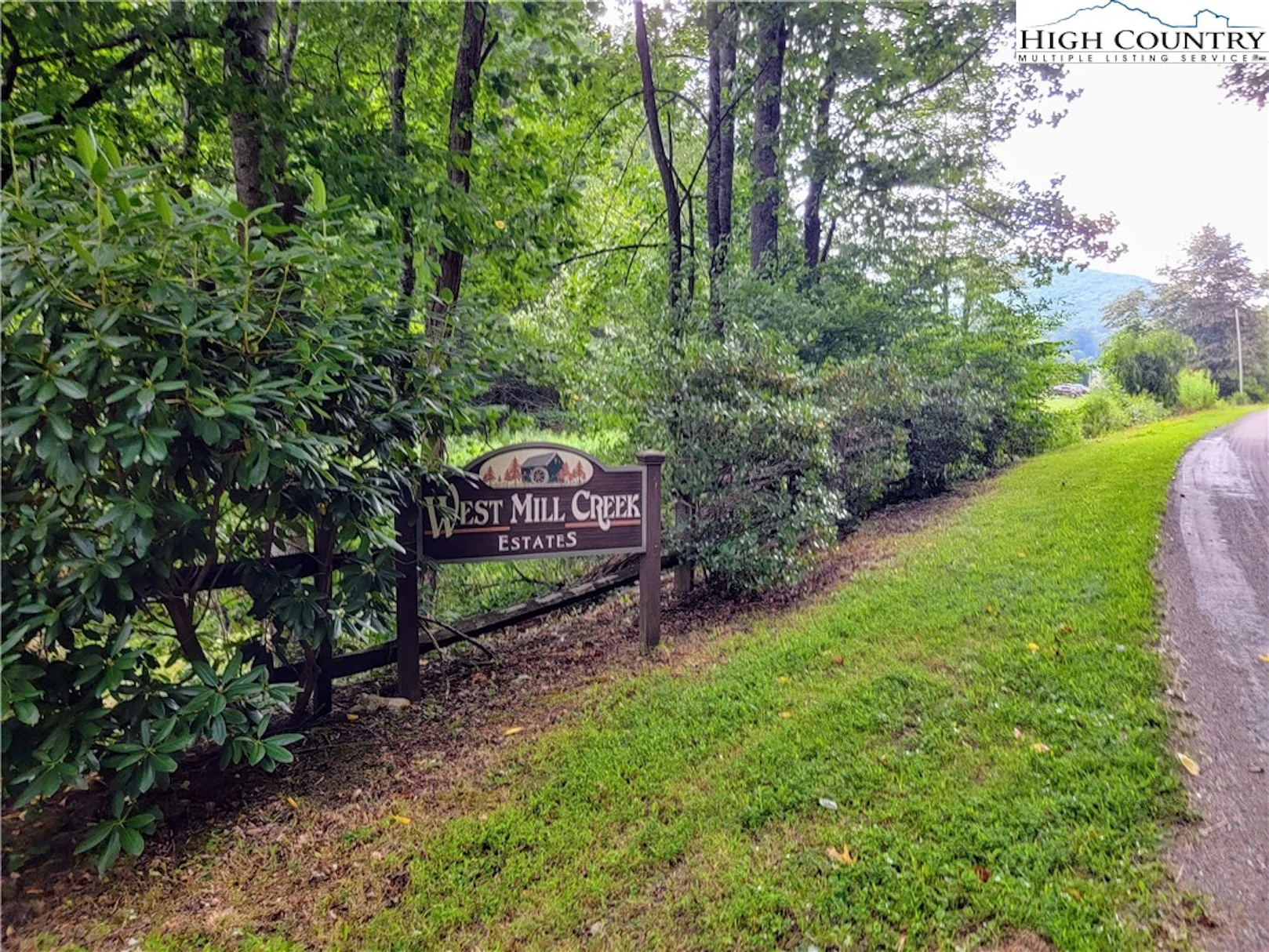 Image number 9 for the current listing