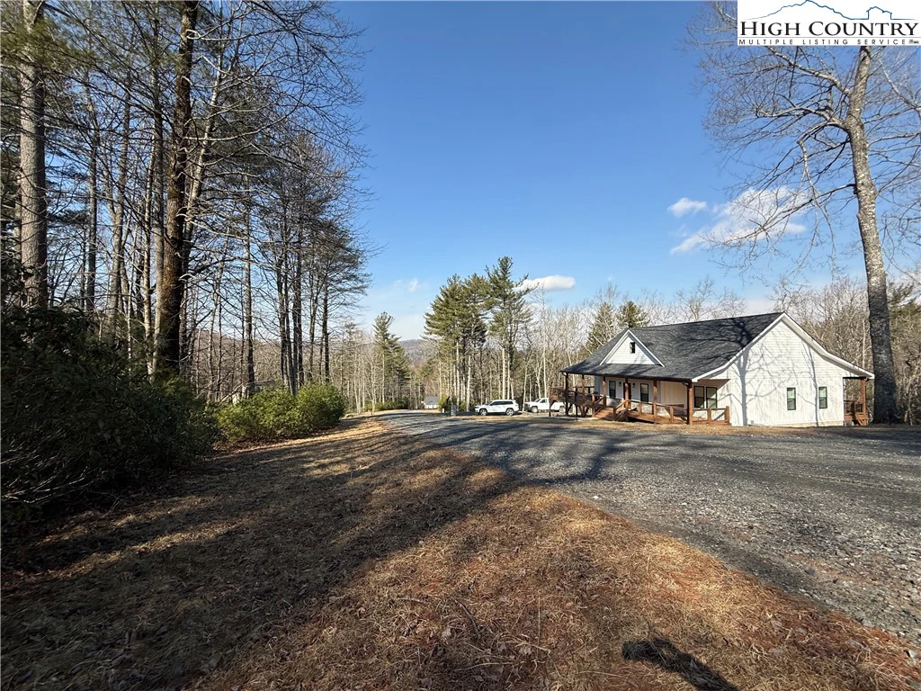 Image number 10 for the current listing