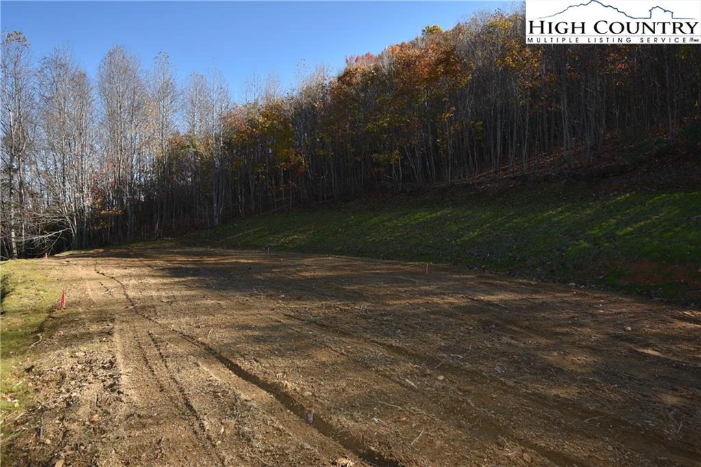 Image number 9 for the current listing