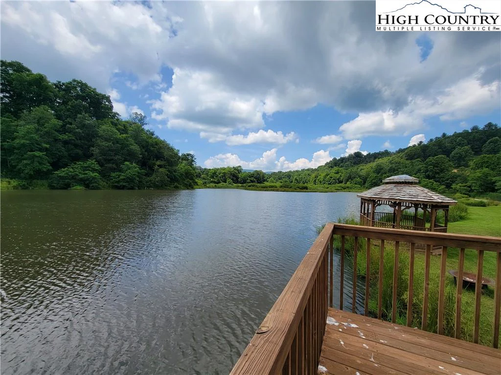Image number 7 for the current listing