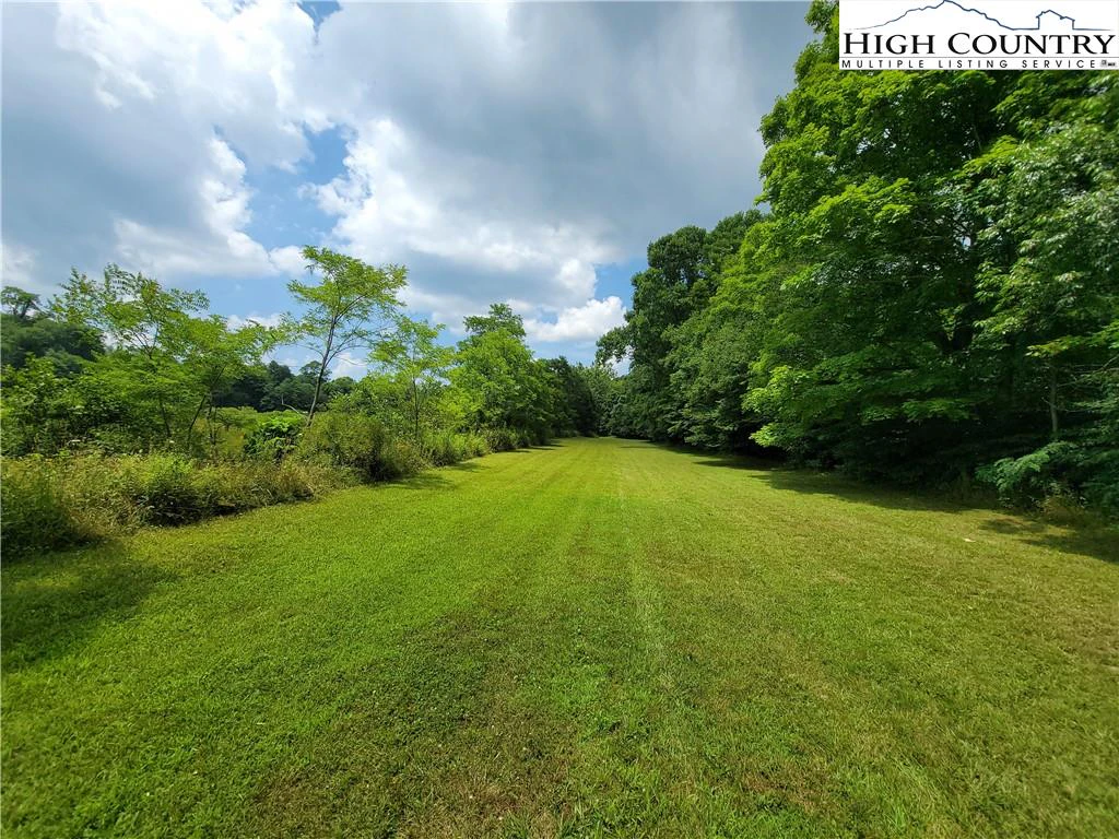 Image number 5 for the current listing
