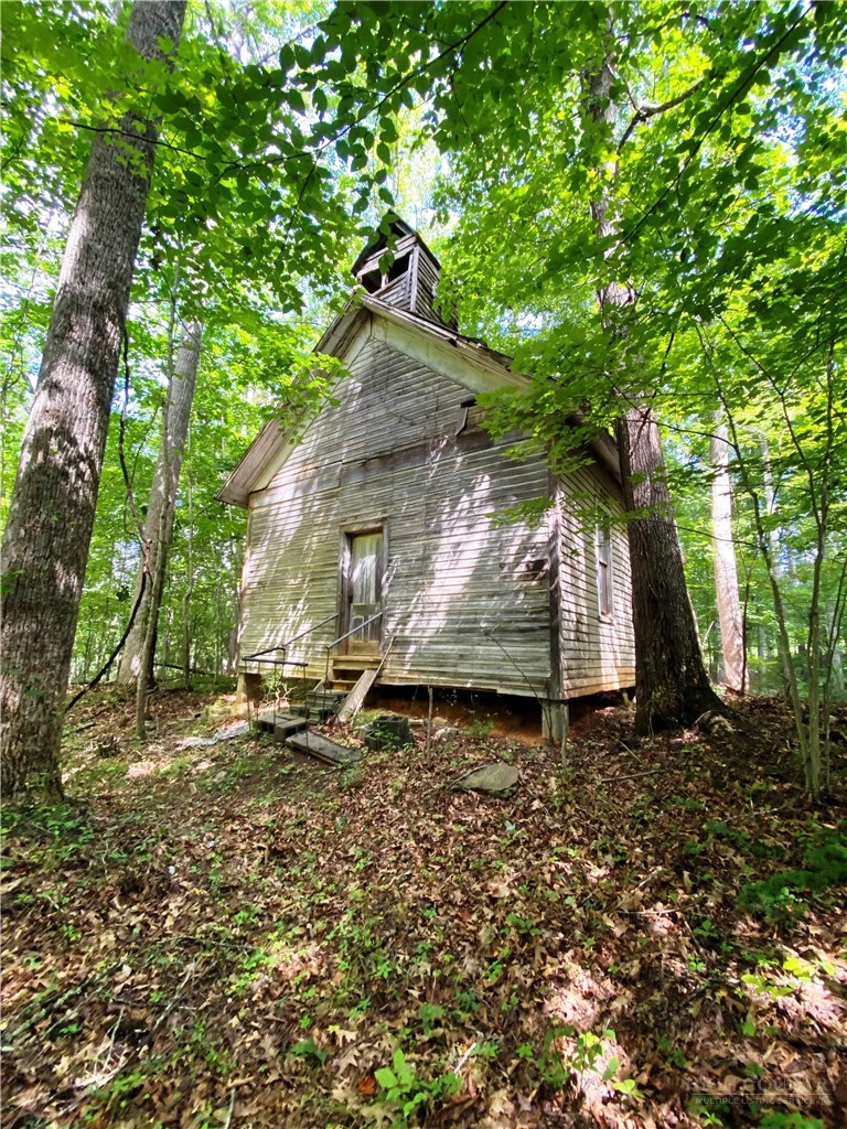 Image number 1 for the current listing