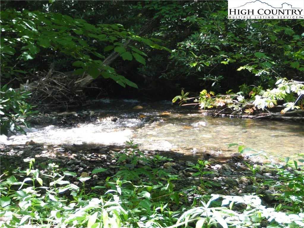 Image number 9 for the current listing