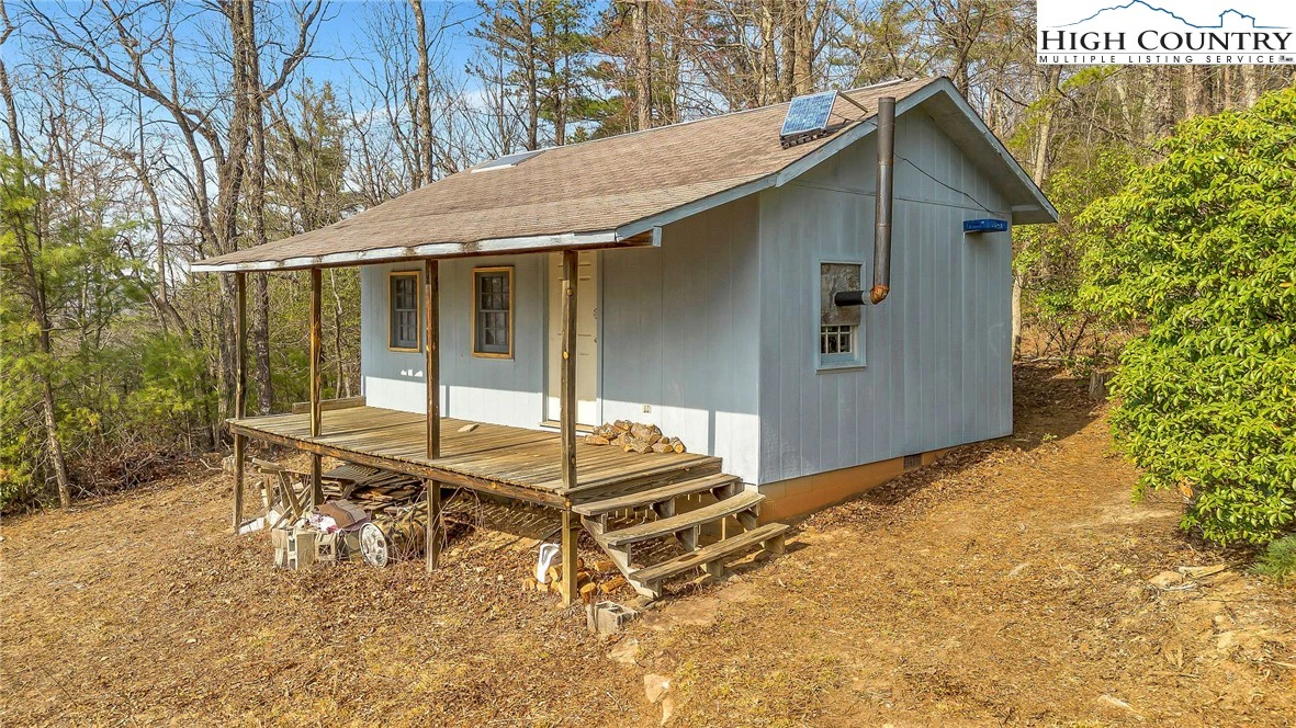 Image number 1 for the current listing