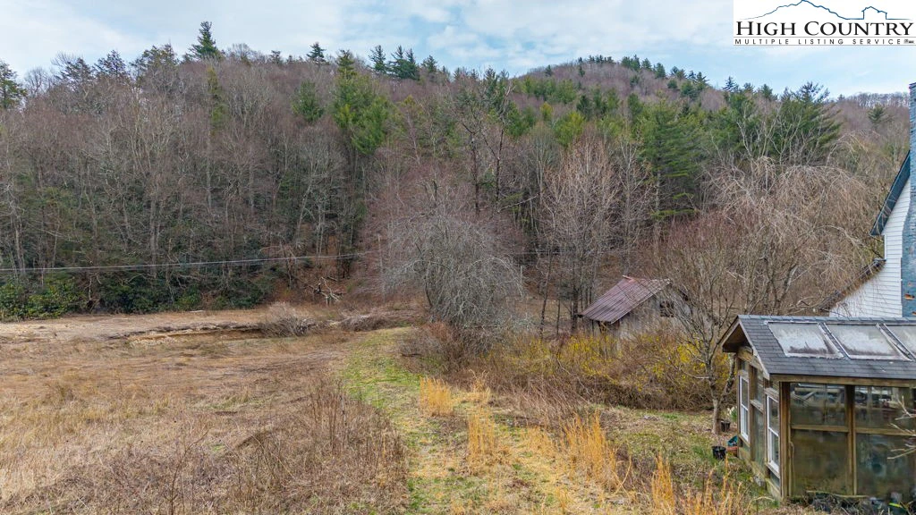 Image number 4 for the current listing