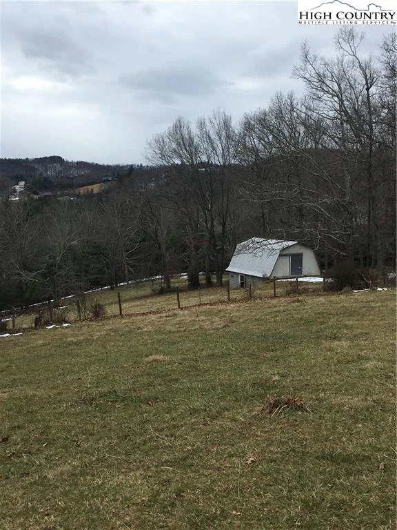 Image number 11 for the current listing