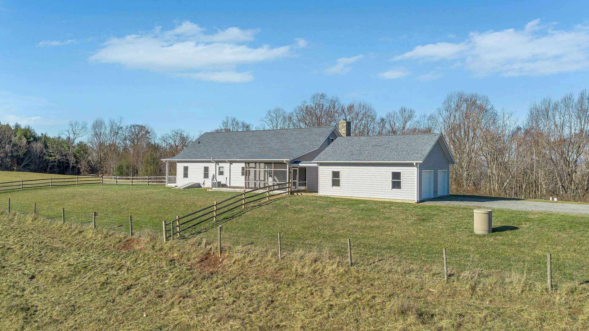Image number 12 for the current listing