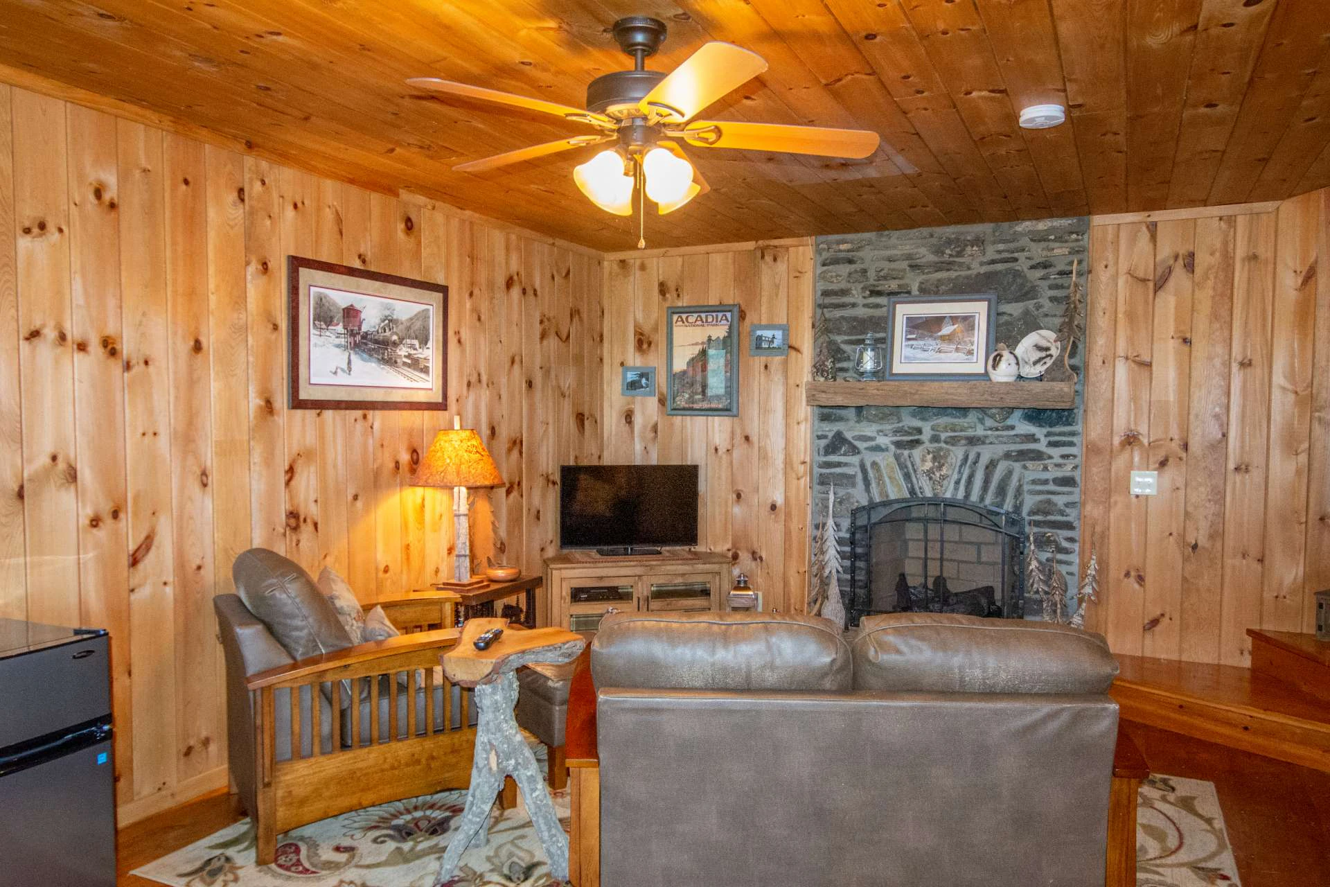 Image number 8 for the current listing