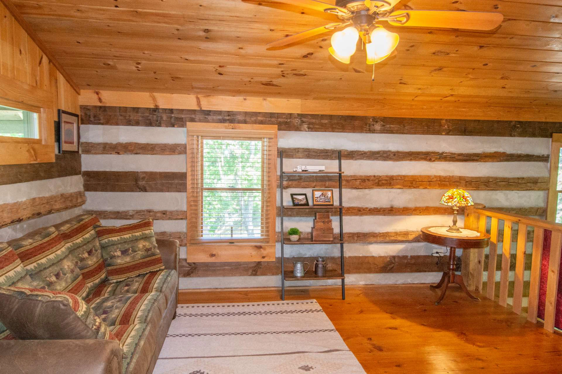 Image number 6 for the current listing