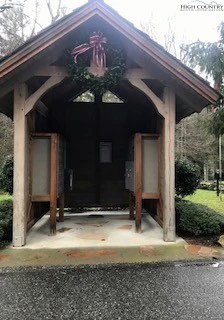 Image number 3 for the current listing