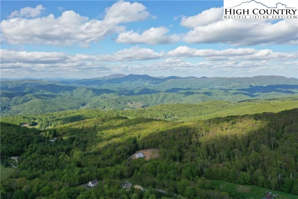 Image number 21 for the current listing