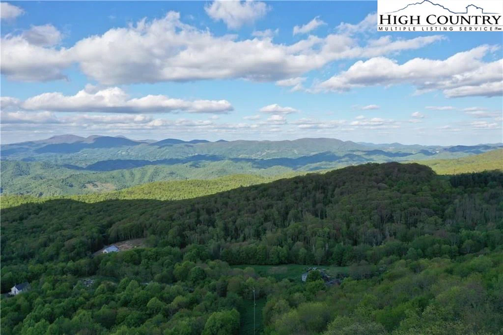 Image number 18 for the current listing