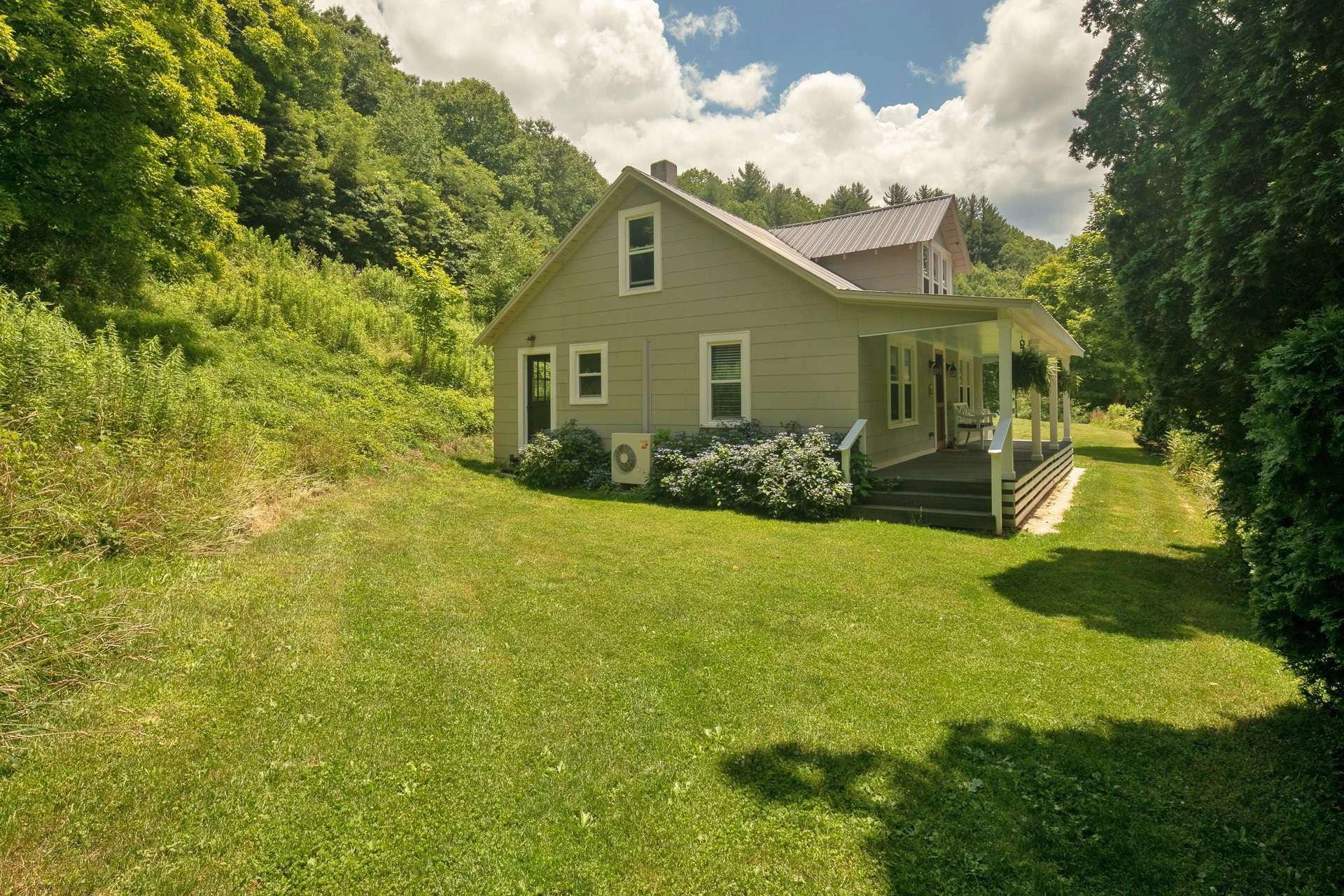 Image number 6 for the current listing