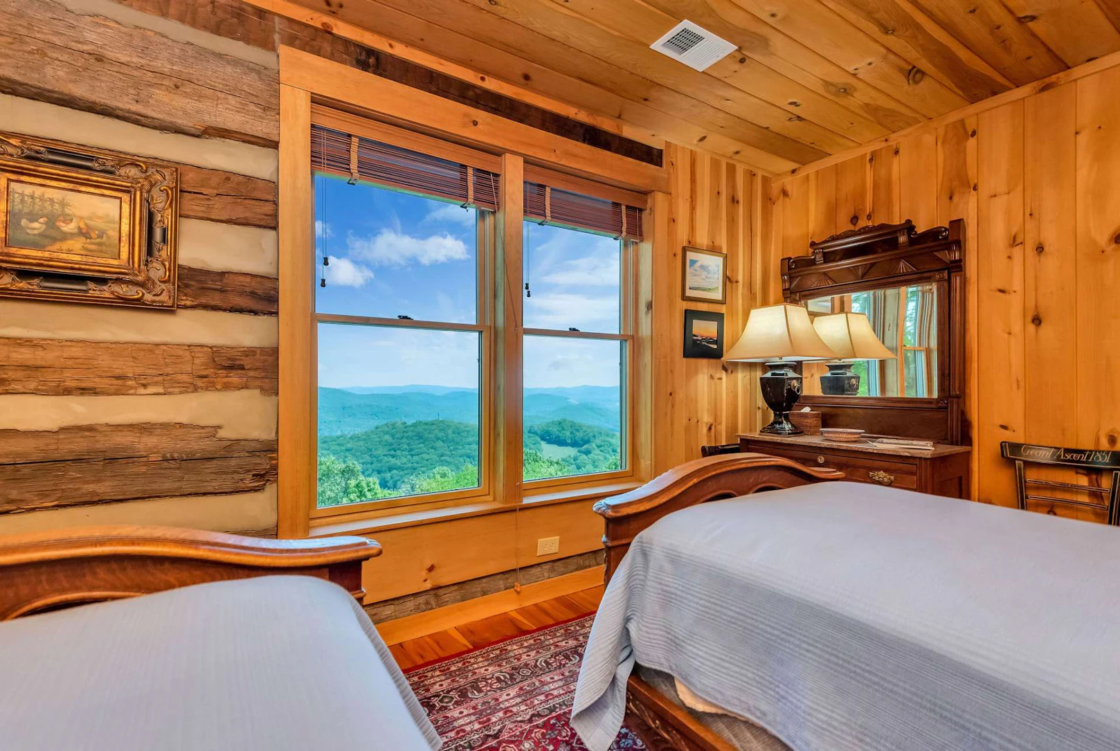 Image number 8 for the current listing