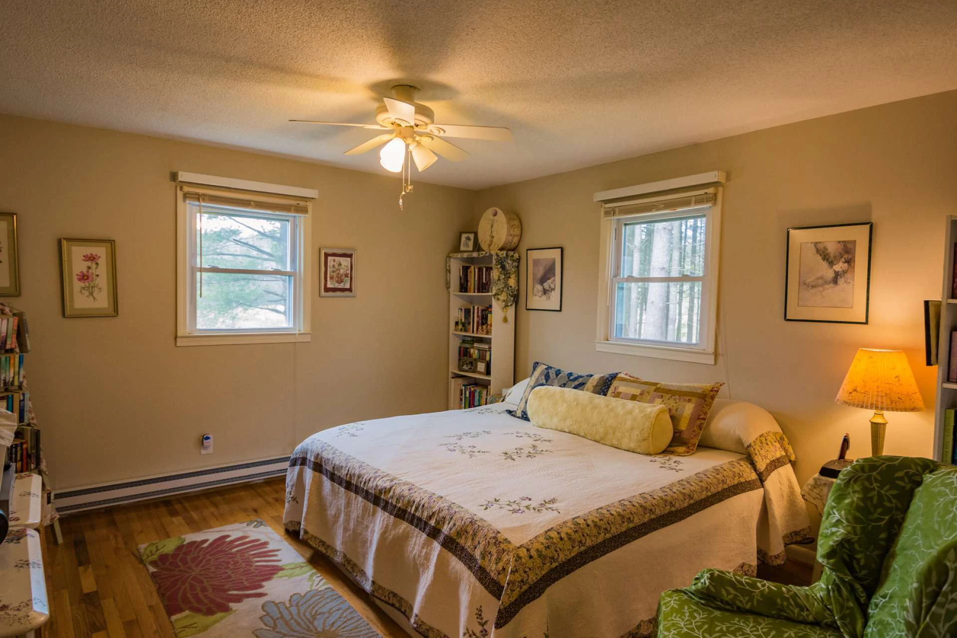 Image number 12 for the current listing