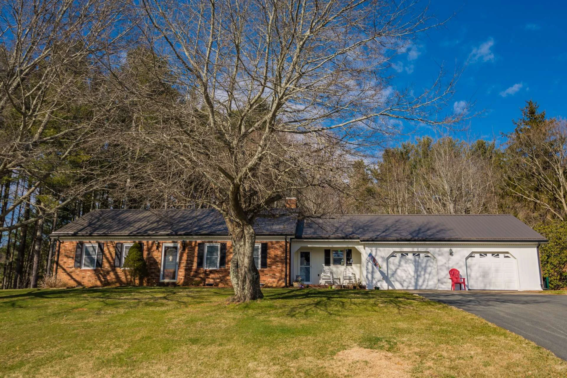 Image number 3 for the current listing