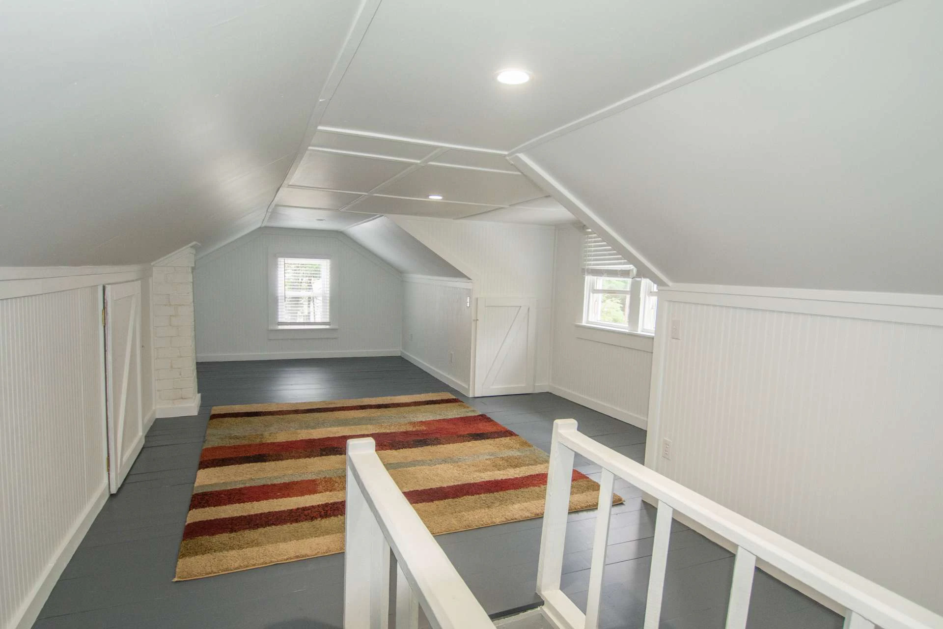 Image number 7 for the current listing