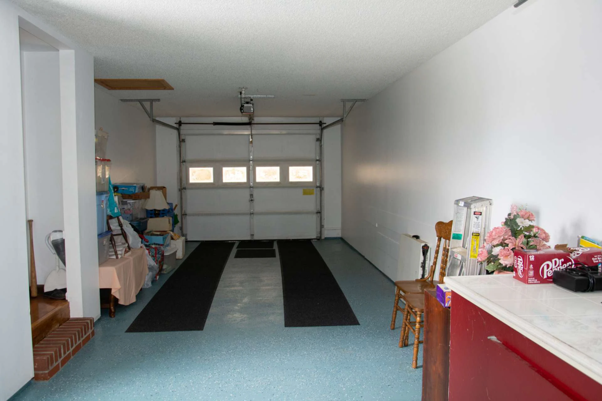 Image number 11 for the current listing