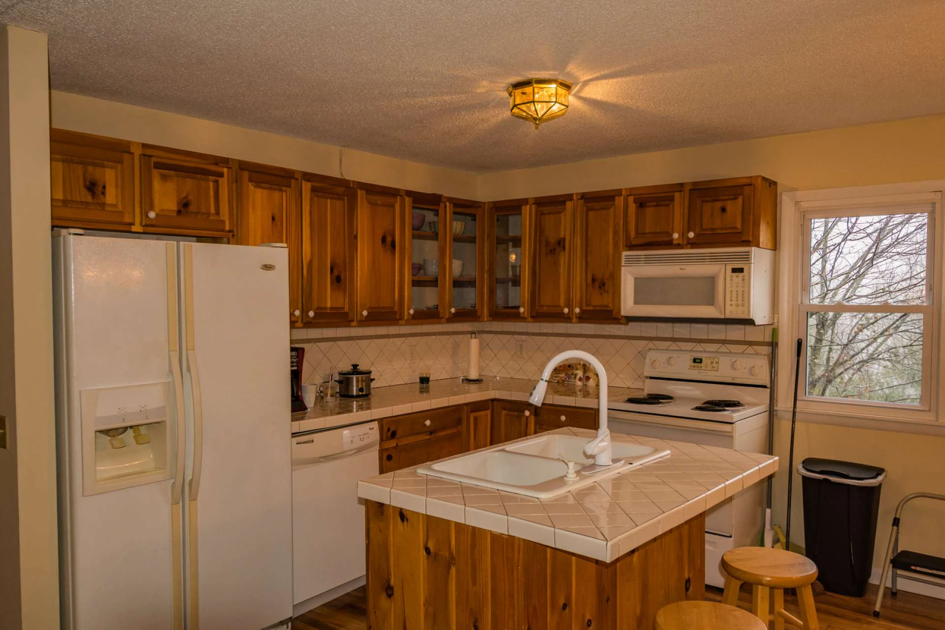 Image number 7 for the current listing