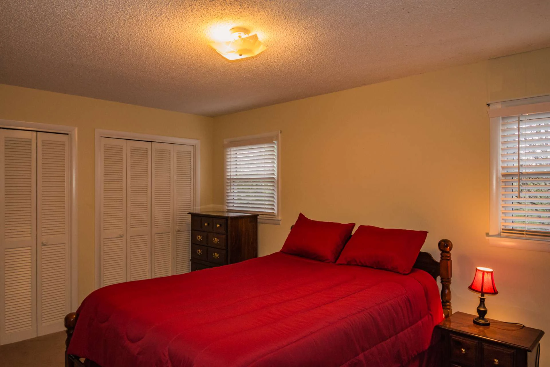 Image number 9 for the current listing