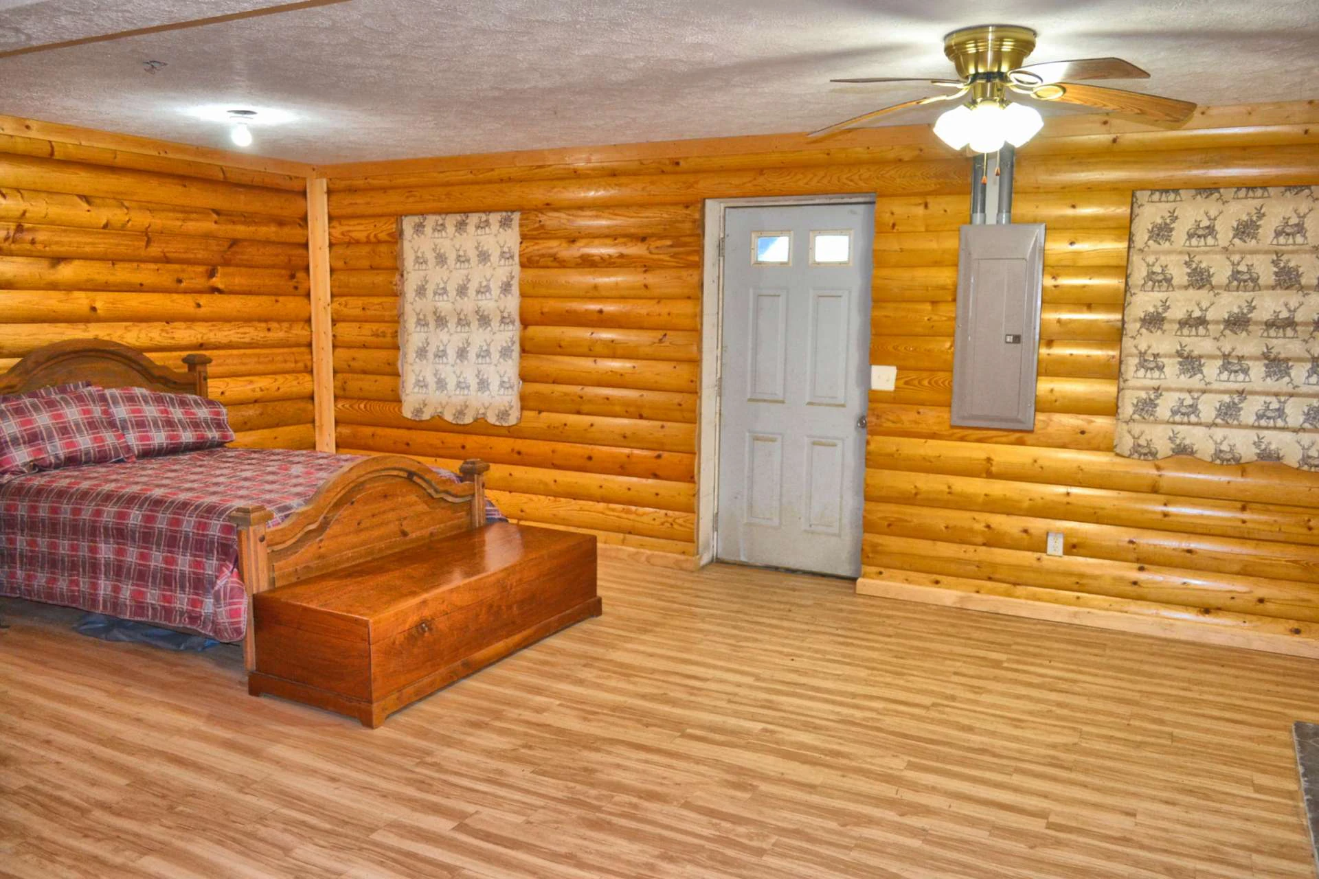 Image number 12 for the current listing