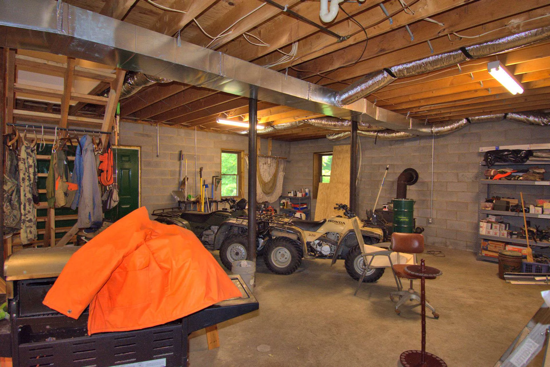Image number 10 for the current listing
