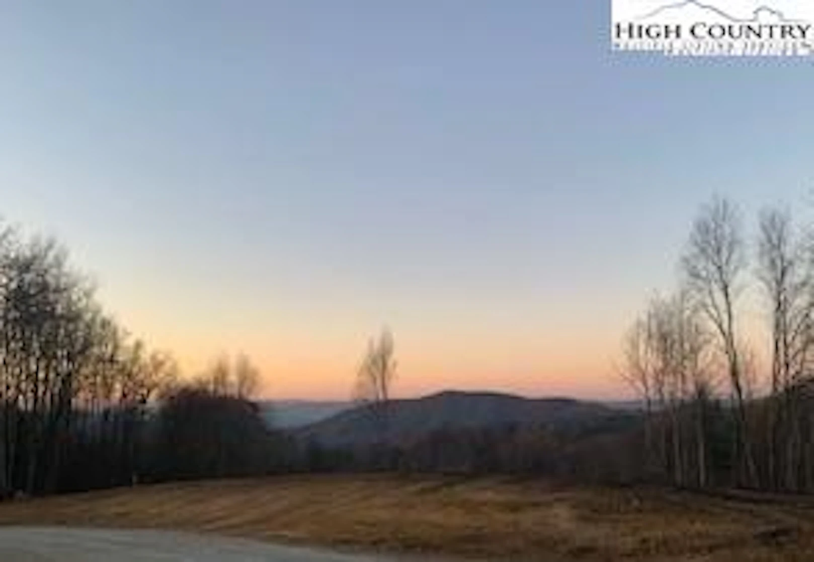 Image number 1 for the current listing
