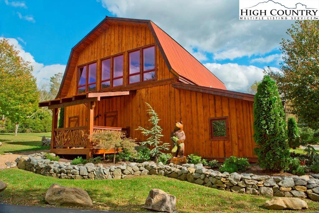 Image number 12 for the current listing