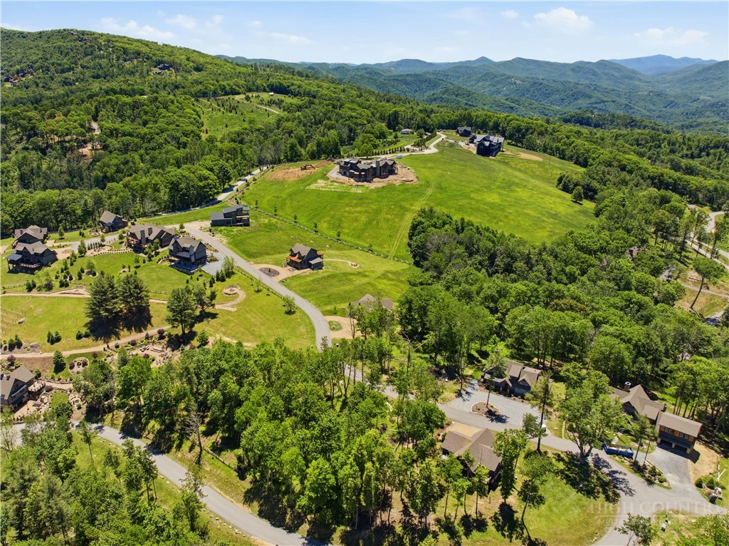 Image number 4 for the current listing