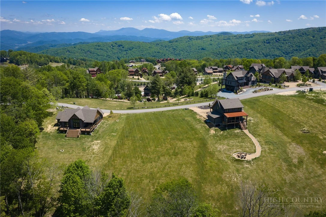 Image number 9 for the current listing