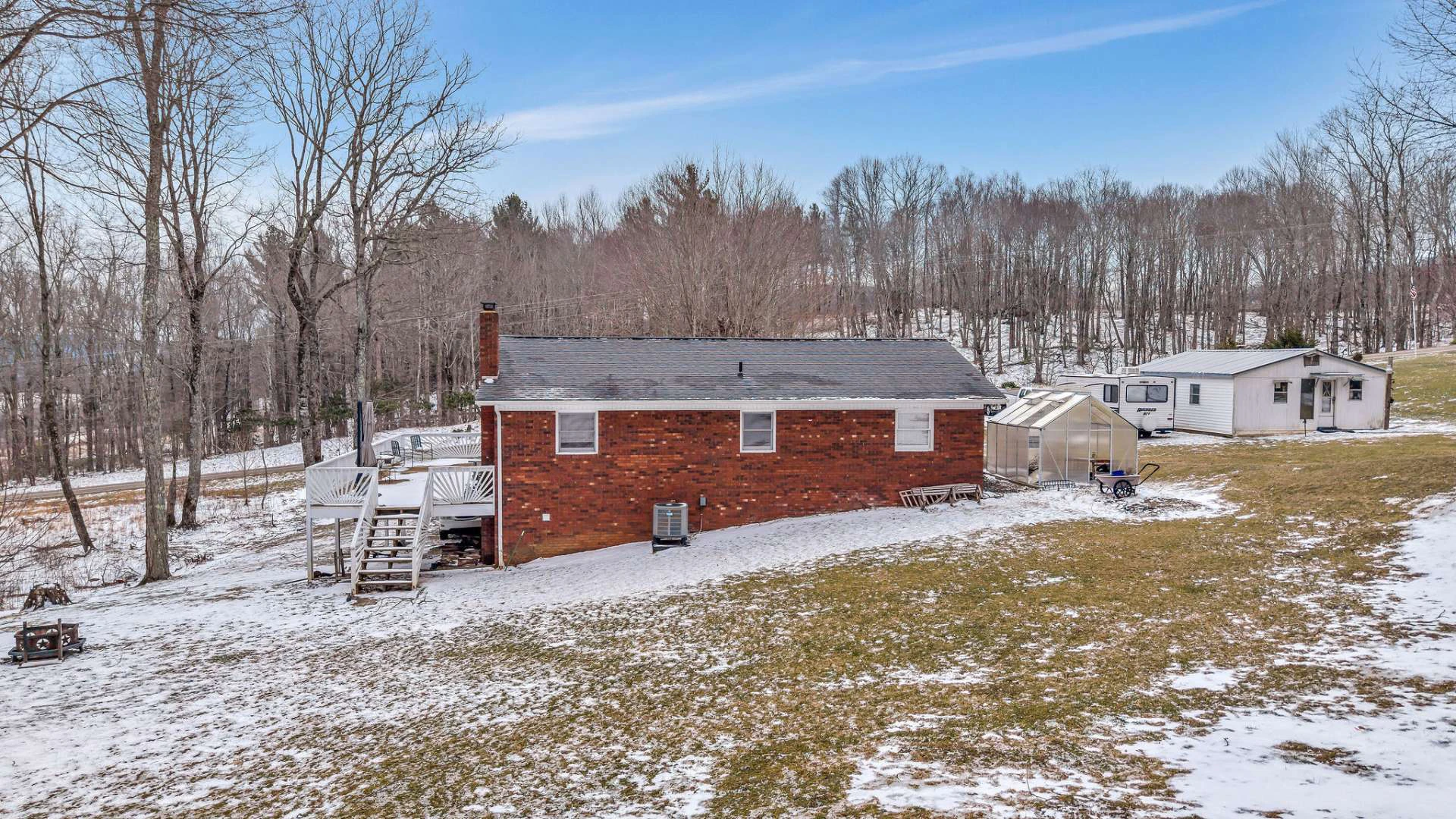 Image number 5 for the current listing