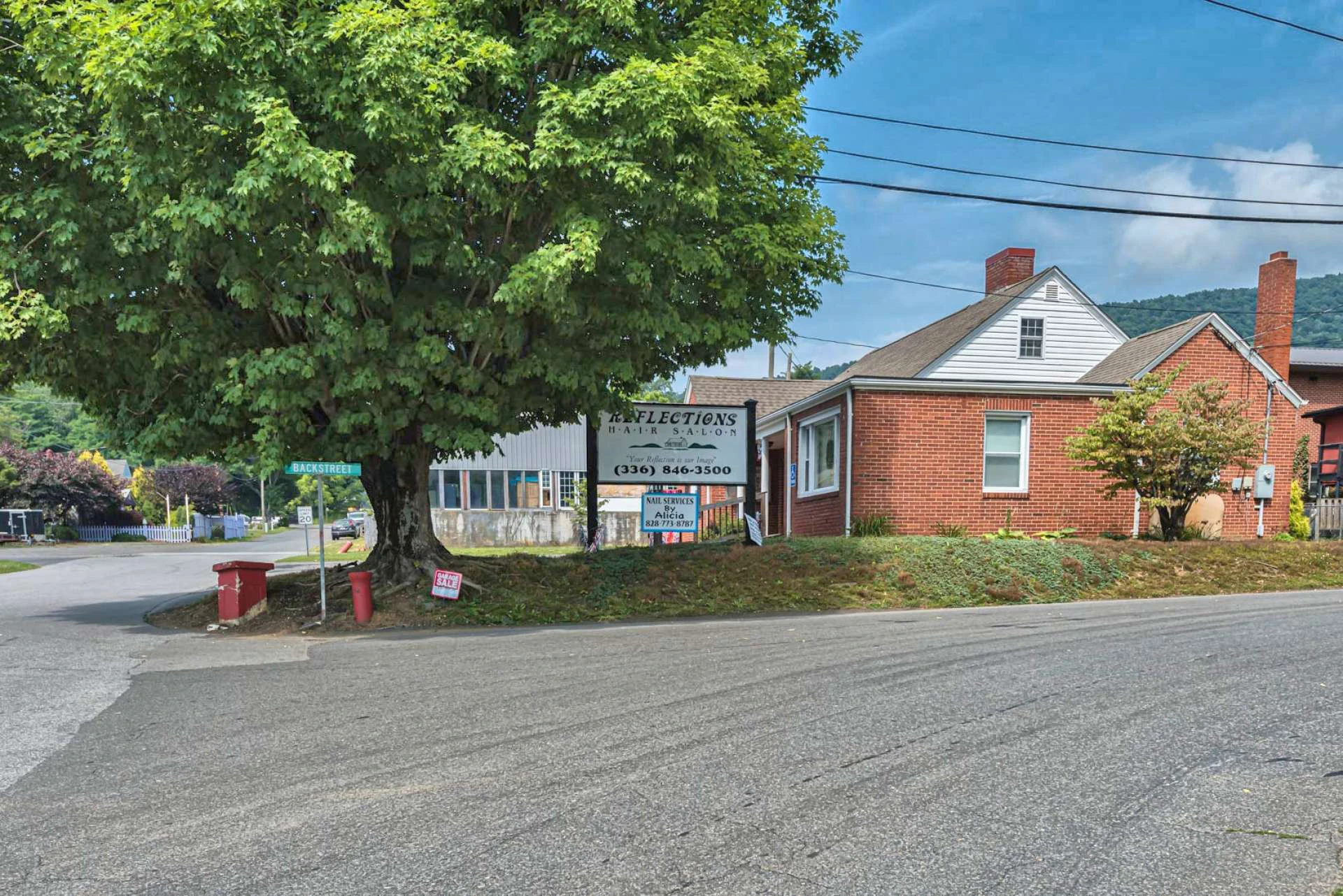 Image number 4 for the current listing