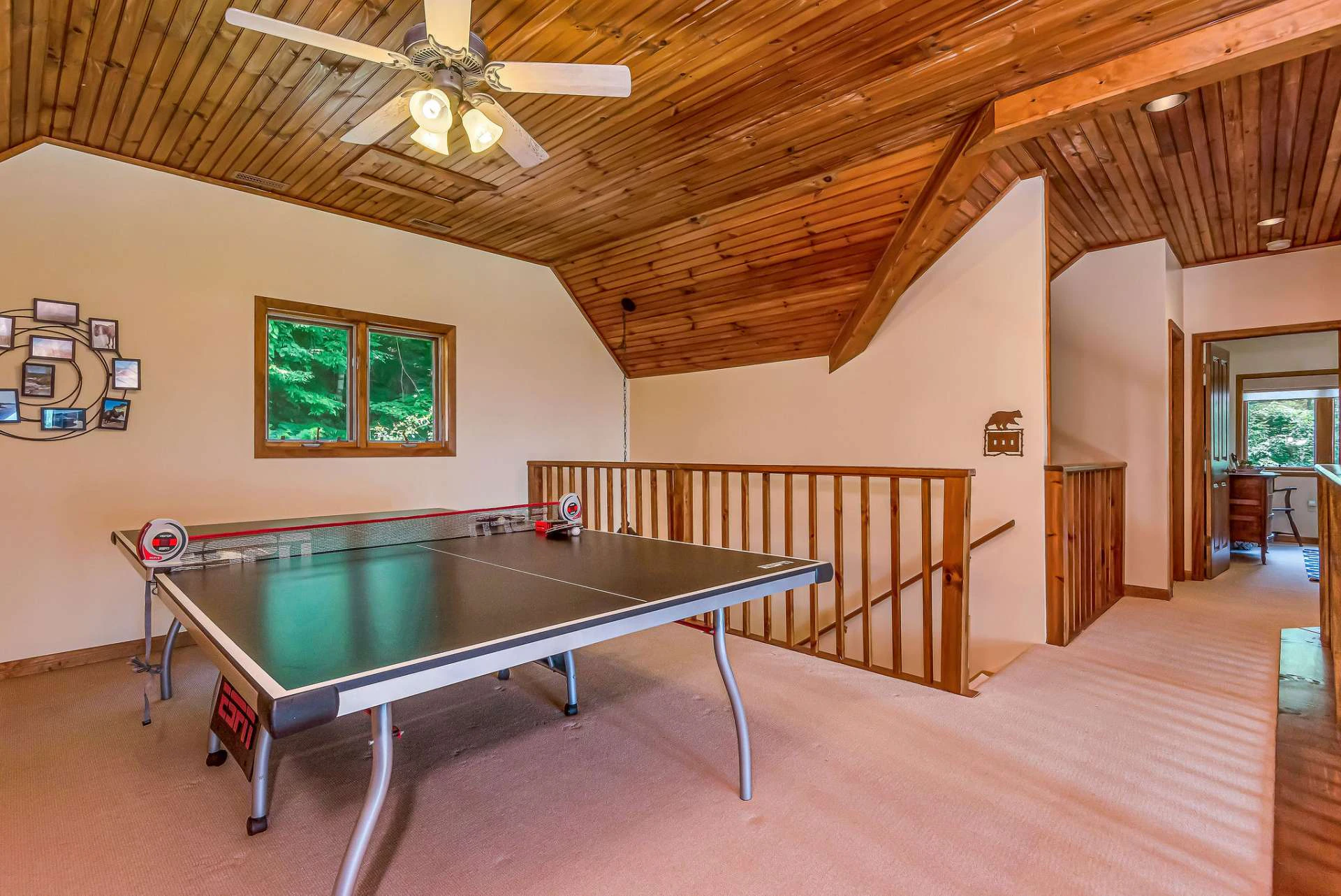 Image number 7 for the current listing
