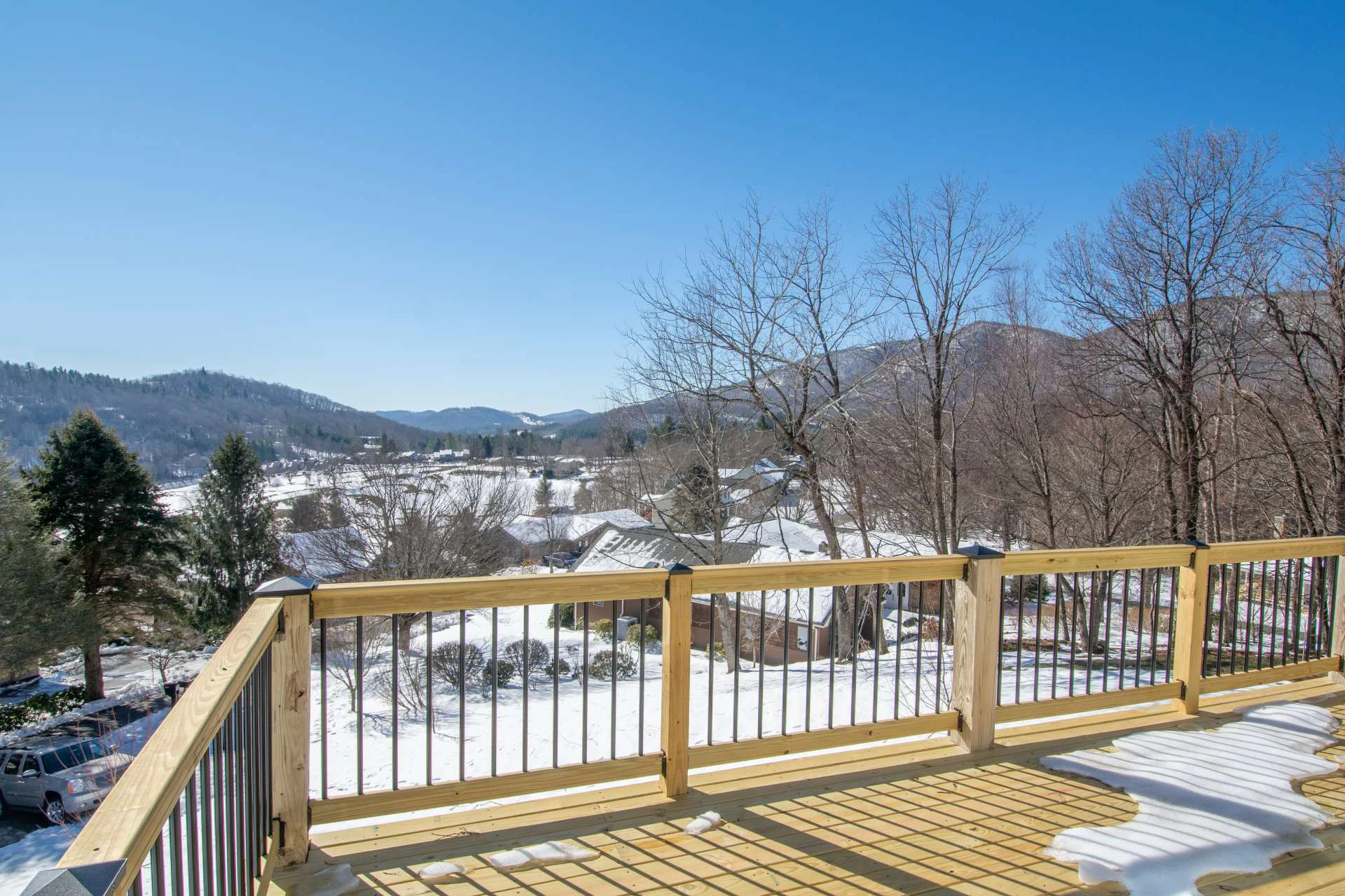 Image number 2 for the current listing