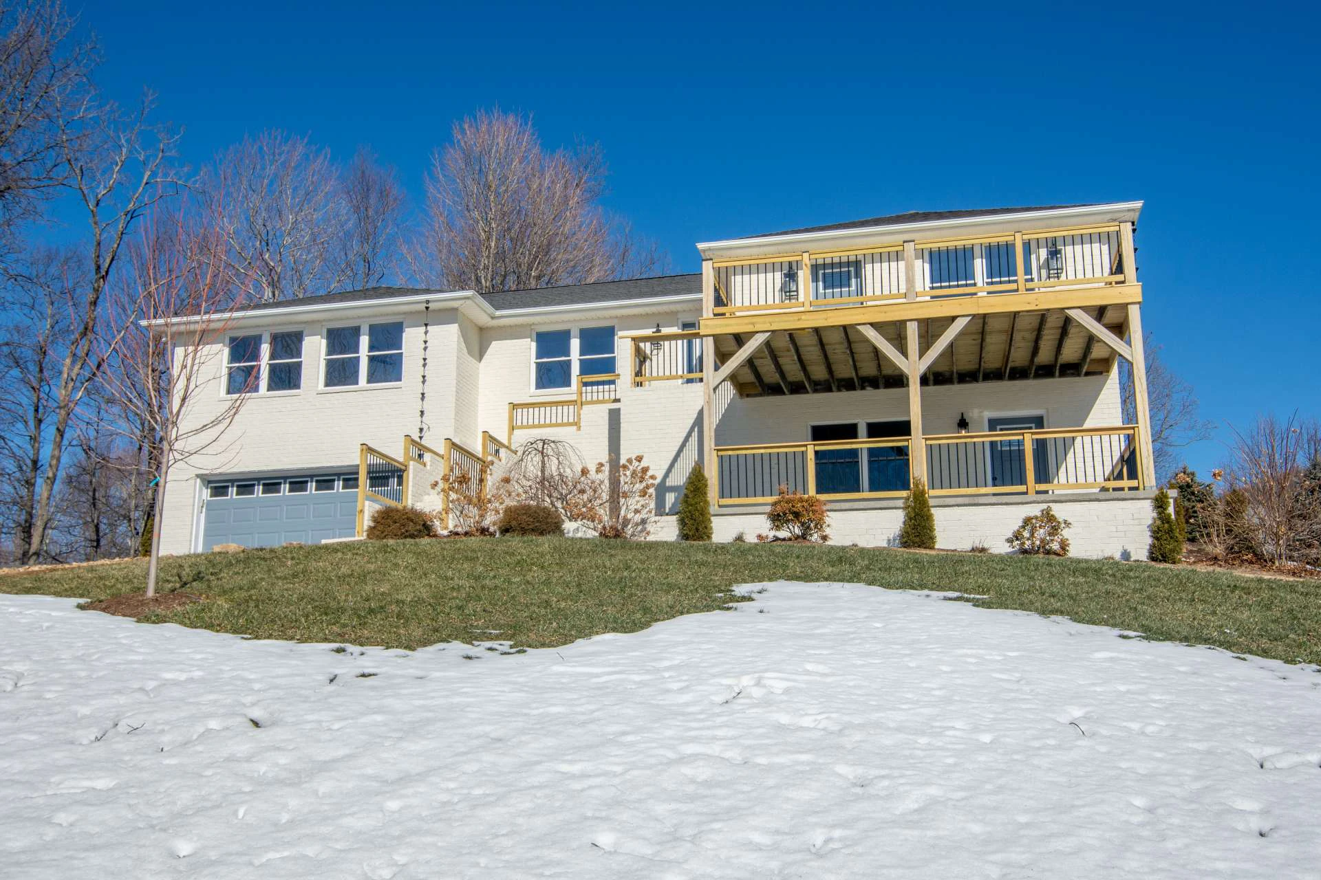 Image number 12 for the current listing