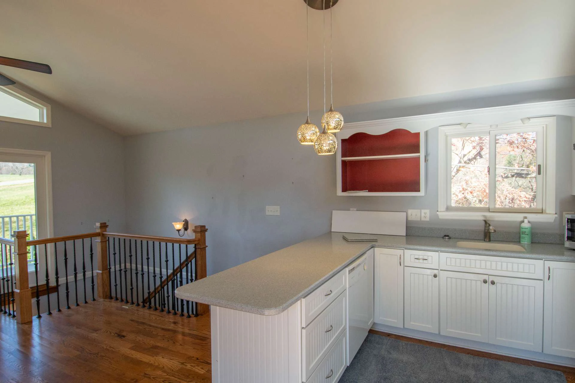 Image number 7 for the current listing