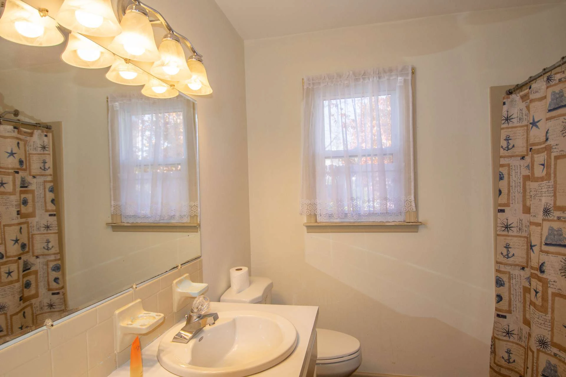Image number 2 for the current listing