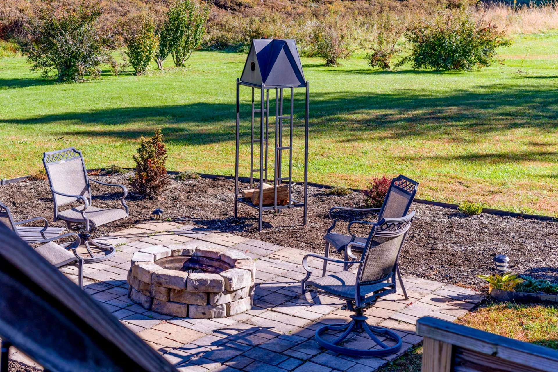Image number 9 for the current listing