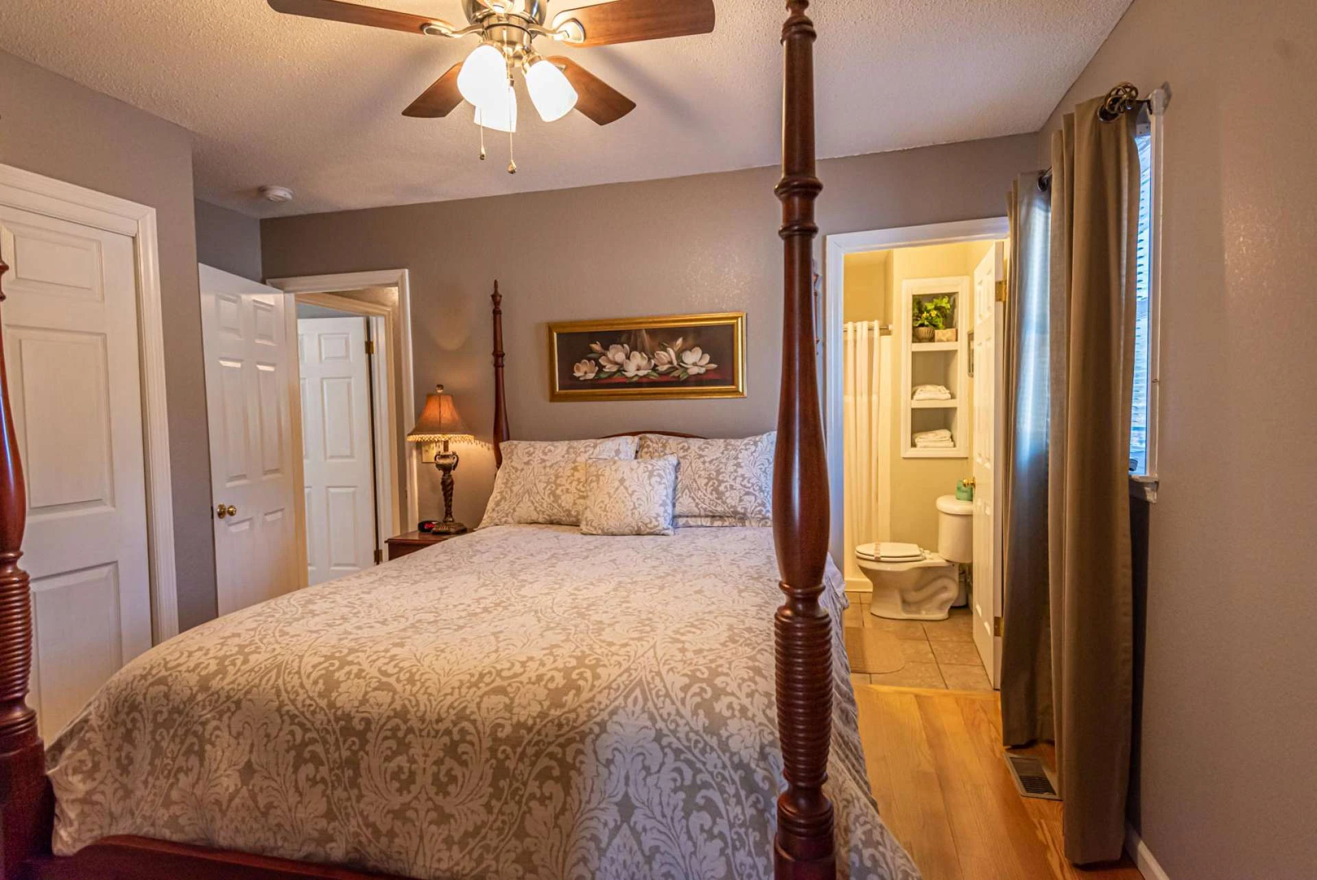 Image number 7 for the current listing