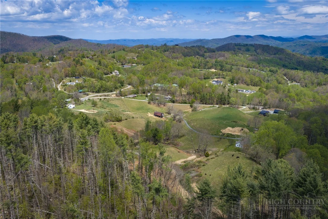 Image number 9 for the current listing